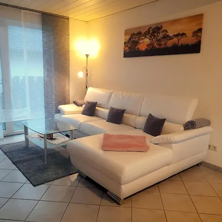 Apartment Zum Rosenhof Weisse Rose Alt Schwerin