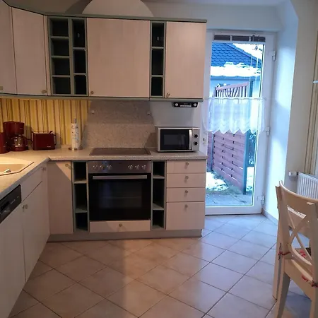 Zum Rosenhof Weisse Rose Apartment