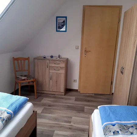 Zum Rosenhof Weisse Rose Apartment Alt Schwerin